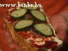 Titkos recepet: lekváros-szalámis-uborkás kenyér