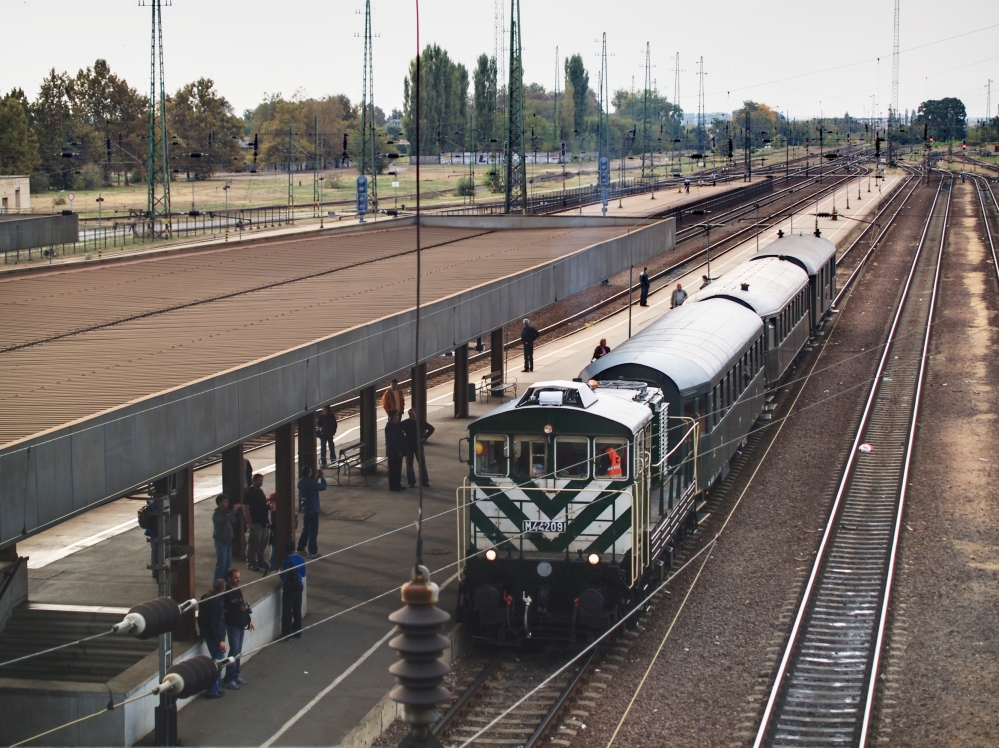 kép M44 209 Hatvanban fotó