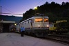 A ŽFBH 441 908 Konjic állomáson Talgo-szerelvénnyel