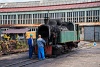 A boszniai Banovici Szénbányák 25-30 Banoviciben, a fűtőház dolgozói éppen a füstszekrényt és a füstcsöveket tisztítják