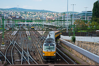 A Regiojet 193 226 pályaszámú Siemens Vectron mozdonya Budapest - Déli pályaudvaron