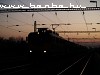 V43 1190 hozza a szem�lyvonatot, ami elvisz a Colombo Caf�ba vacsizni