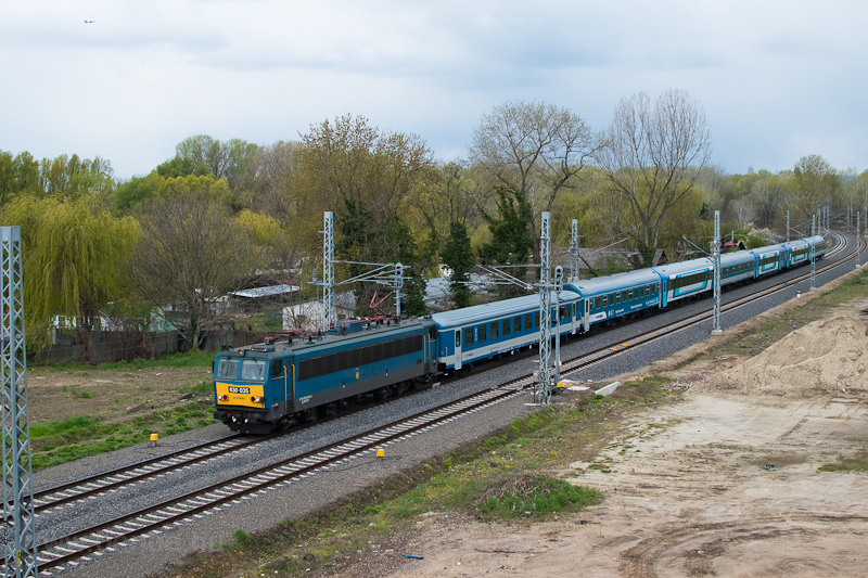 The MÁV-START 630 035 seen  picture