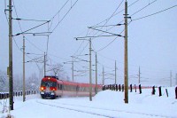 The ÖBB 4010 InterCity electric trainset on the Giselabahn