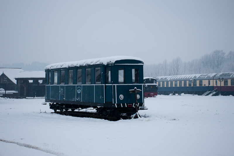 Railcar on exhibit at Viseu photo