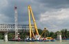The Clark Ádám floating crane at work