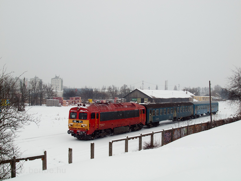 A MÁV-TR 418 171 Szeged-Rókus állomáson fotó