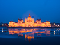 Debacle on the river Duna by the Budapest Parliament