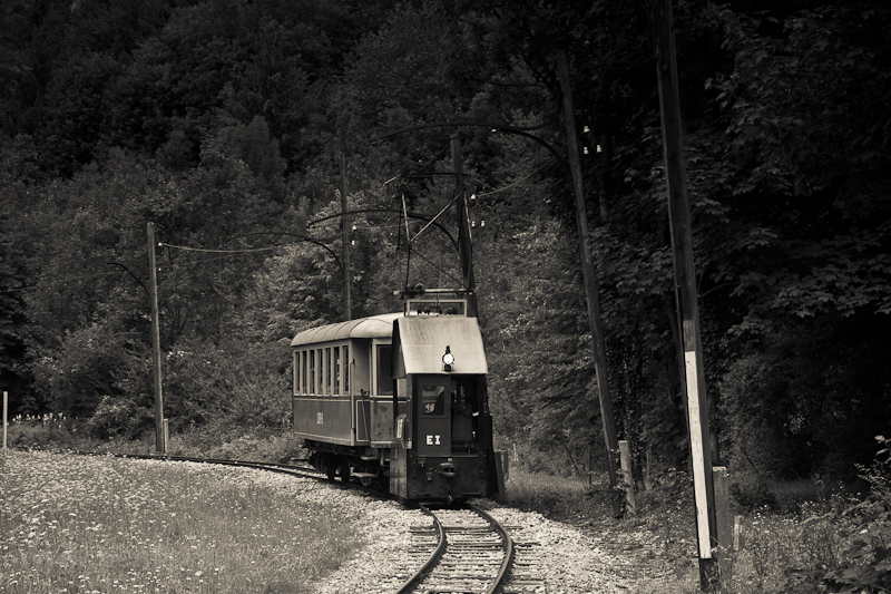 The Höllentalbahn  EI  seen photo