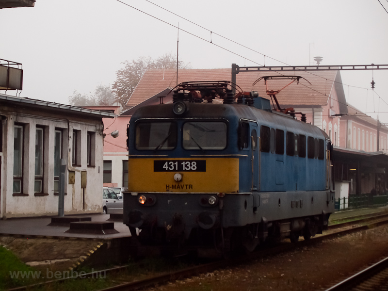 The MÁV-TR 431 138 seen at  photo