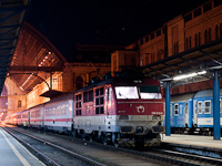 A ŽSSK 350 018-8 Budapest-Keleti pályaudvaron