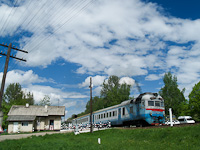 A D1 658-1 pályaszámú Ganz-MÁVAG motorvonat Javoriv megállóhelynél