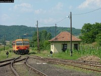 The Bzmot 283 at the Ipolytarnóc end of Nógrádszakál station