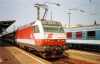 The 1014 007-7 with the old ÖBB logo