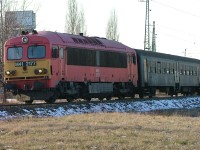 The M41 2177 at Kõbánya-Kispest station