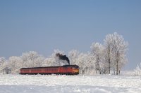 Az MDmot 3003-Btx 016 motorvonat Tiszaszentimre és Pusztakettős között