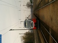 The 5342 001-4 arriving at Környe station