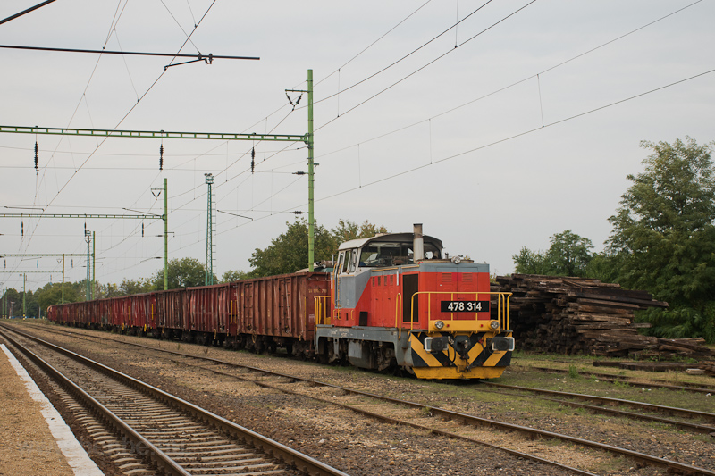 A MÁV-Start 478 314 tolatós tehervonattal Miskolc-Gömöri pályaudvaron fotó