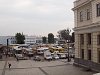 Lvivben még mindig a Marsrutka, vagyis az iránytaxi az ász, de az előző évi villamosfelújítás után ismét följárnak a Tátra kocsik a birodalmi léptékű főpályaudvarhoz
