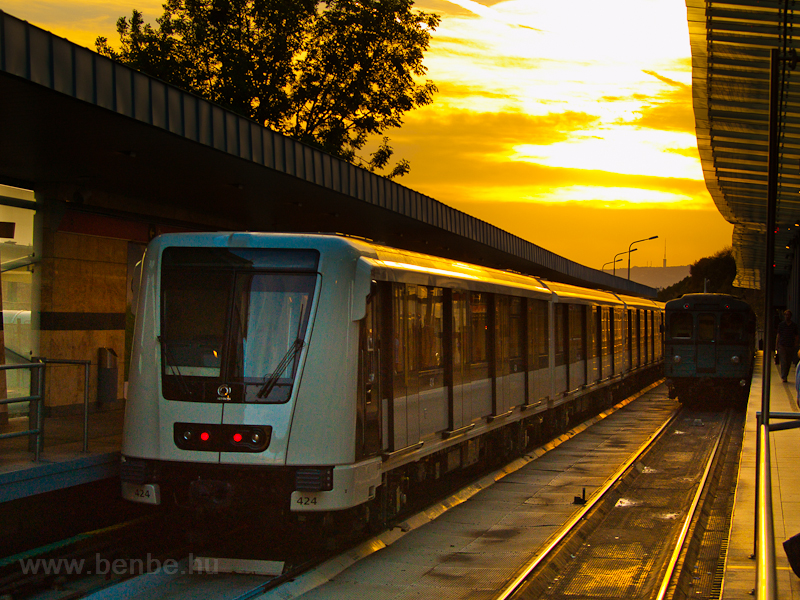 Alstom és EV3 metrók az Örs fotó