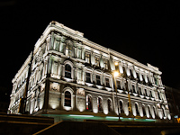 Budapest egyik legszebb épülete, a Lánchíd Palota irodaház

