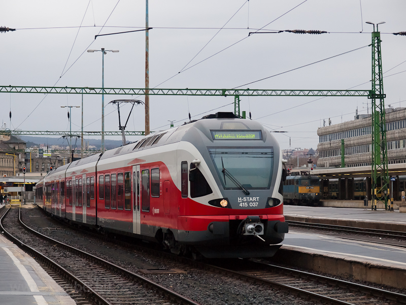 kép 415 037 a Déliben
fotó