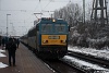 The 630 035 and her Záhony fast train is taking on the passengers of the broken down InterCity at Pestszentlőrinc