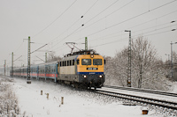 The MÁV-START 432 281 seen between Pestszentlőrinc and Szemeretelep