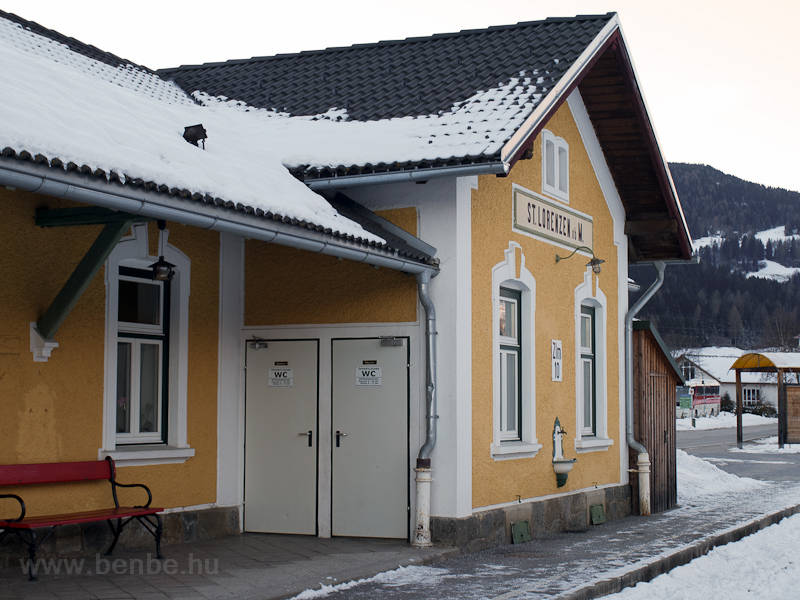 St. Lorenzen station photo