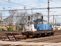 A ČD 111 010-5 Praha hlavní nádraží állomáson