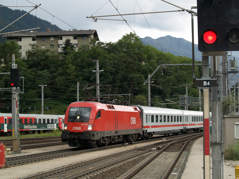 The ÖBB 1116 113-0 seen at  photo