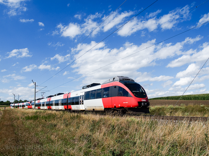The ÖBB 4124 005-2 seen bet picture