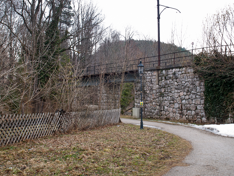 A bridge of the Payerbach-H photo