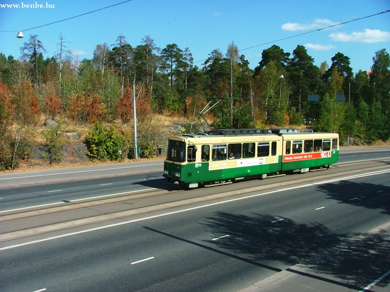 kép Nr I. villamos Helsinkiben, a Nordenskiöldinkatun az Olimpiai Stadion közelében fotó