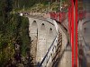 A Val Lumpegna-Viadukt az Elő-Rajna völgyében