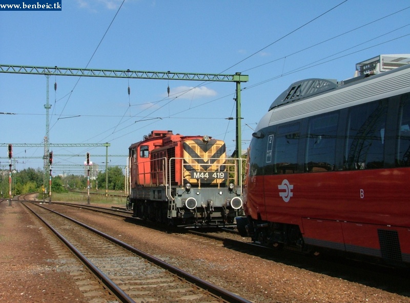 The M44 419 and Talent number one at Kelenföld photo