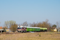 The MÁV Nosztalgia kft. MDa 3017 seen between Felsőlajos and Lajosmizse hauling the weed-killer train of MÁV-Kert