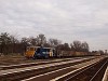 A Train Hungary 92 53 0 601 107-1 Orosháza állomáson magasoldalfalú kocsikból álló tehervonattal
