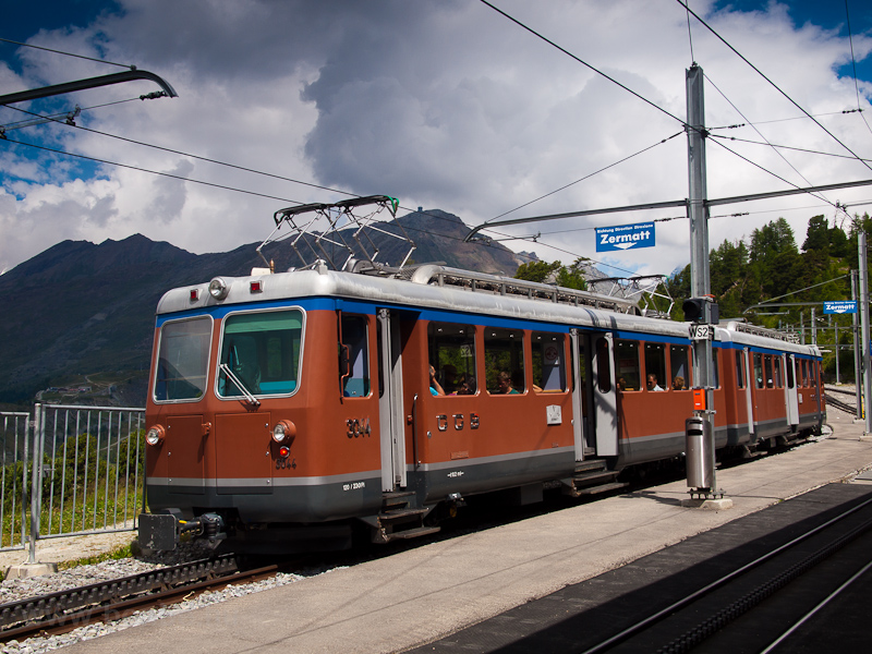 A Gornergratbahn (GGB) Bhe  fotó