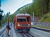 A Gornergratbahn Bhe 4/8 3051 Findelbach állomáson