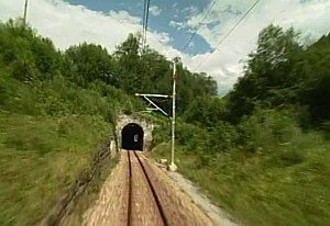 Kimerevtett kp egy videbl a Vla Plaunca-Tunnelről