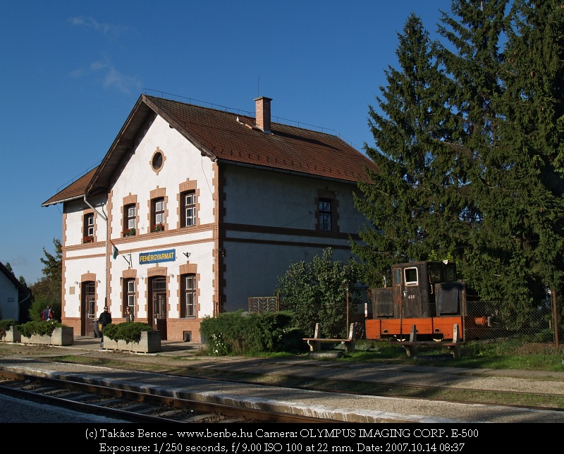 Fehrgyarmat station photo