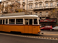 The BKV number 3885 <q>UV5</q> historic tram