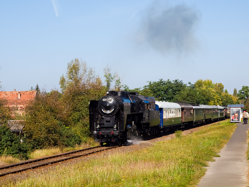 A MÁV Nosztalgia kft. 424,2 fotó