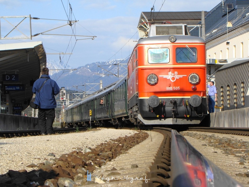 The ÖBB historic electric locomotive  1110.505 at Wörgl Hbf photo