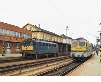 kép