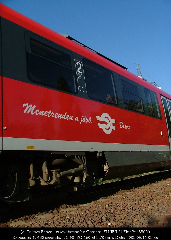 Menetrenden a jövő. kép 6342 002-0 Óbudán fotó