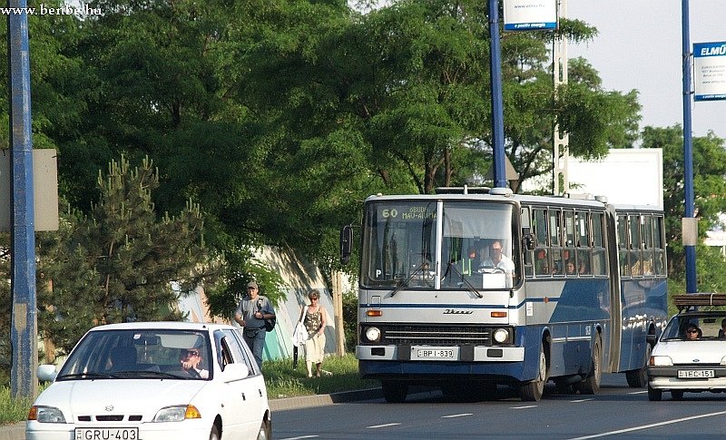 Ezst nyl Ik280 a 60-as buszon fot