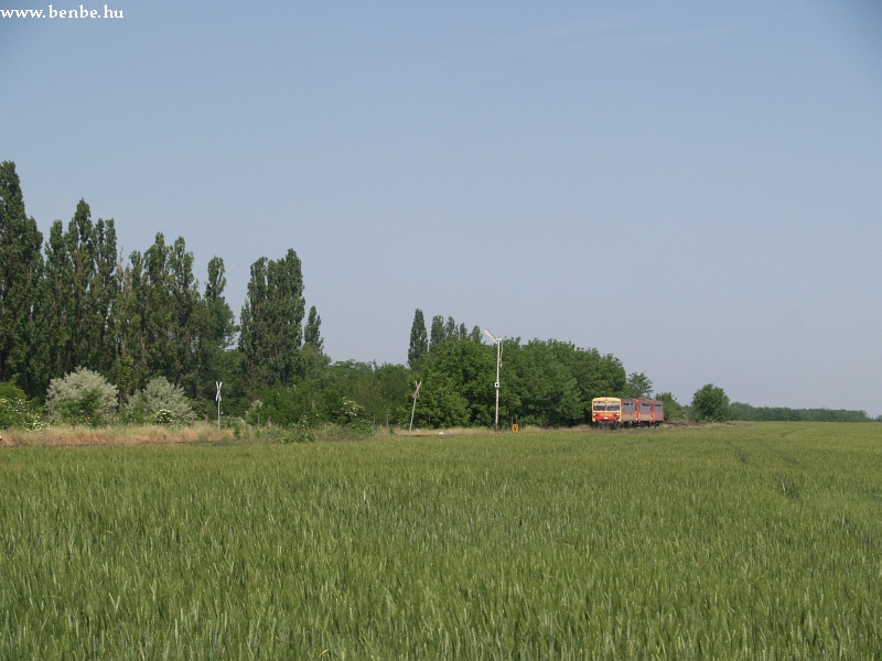 The Bzmot 257 at the cover signal of Bodakajtor-Felsszentivn photo