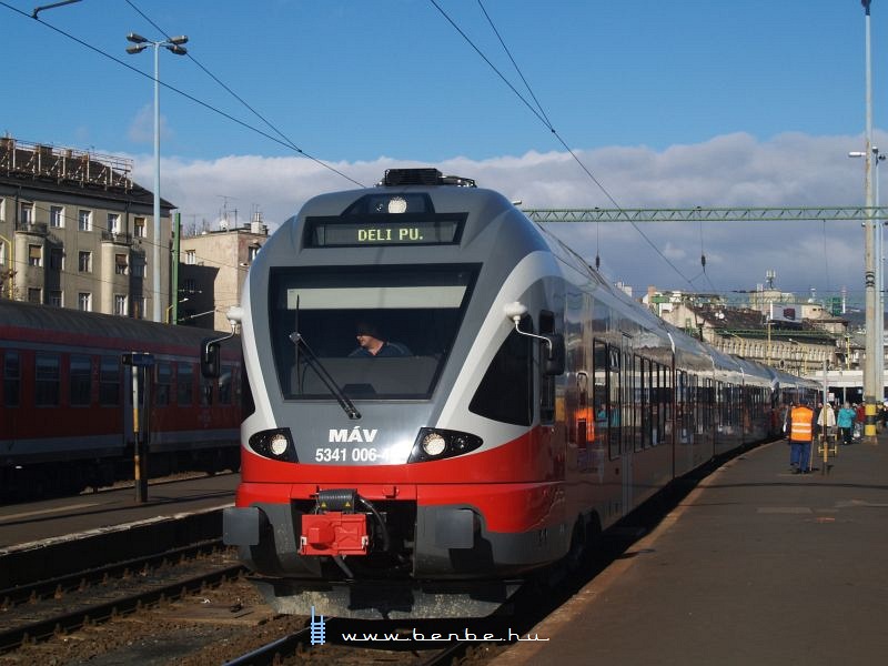 5341 006-4 a Déli pályaudvaron fotó
